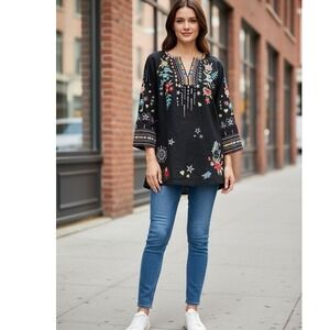 Johnny Was Maris Linen Split Neck Embroidered Peasant Tunic Black M